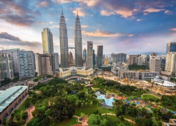Indeks Pelopor naik 1.3 peratus, prospek ekonomi Malaysia kekal positif