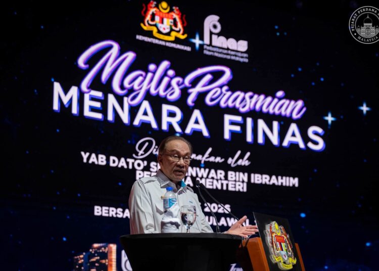 Industri tidak adil, memeras antara punca tragedi hidup seniman terdahulu — Anwar
