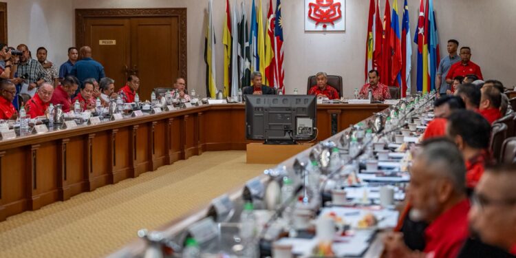 UMNO beri mandat negeri runding kerjasama politik