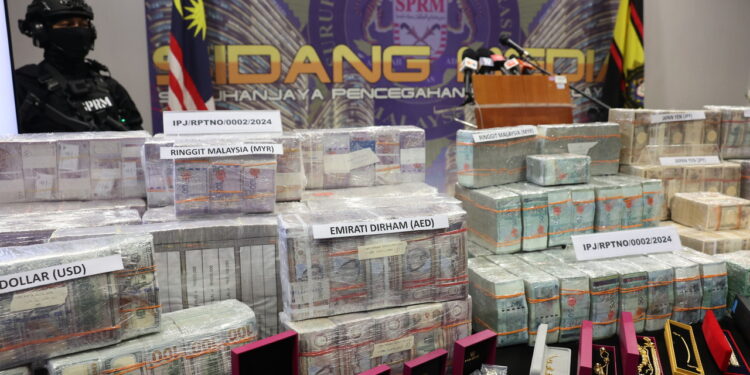 Dana rampasan hasil haram akan dikembalikan kepada rakyat — Anwar