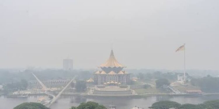 Jerebu cecah paras bahaya, industri perlu kurangkan pelepasan udara